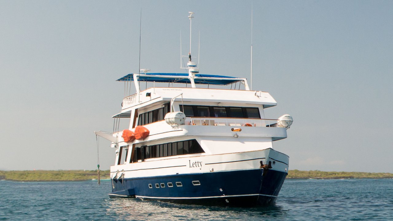 Letty Yacht Galapagos
