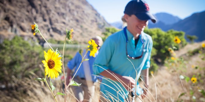 hiking on the snake river in idaho